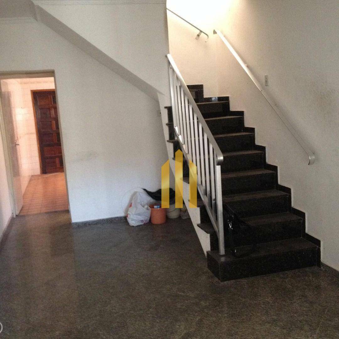 Sobrado para alugar com 3 quartos, 110m² - Foto 4