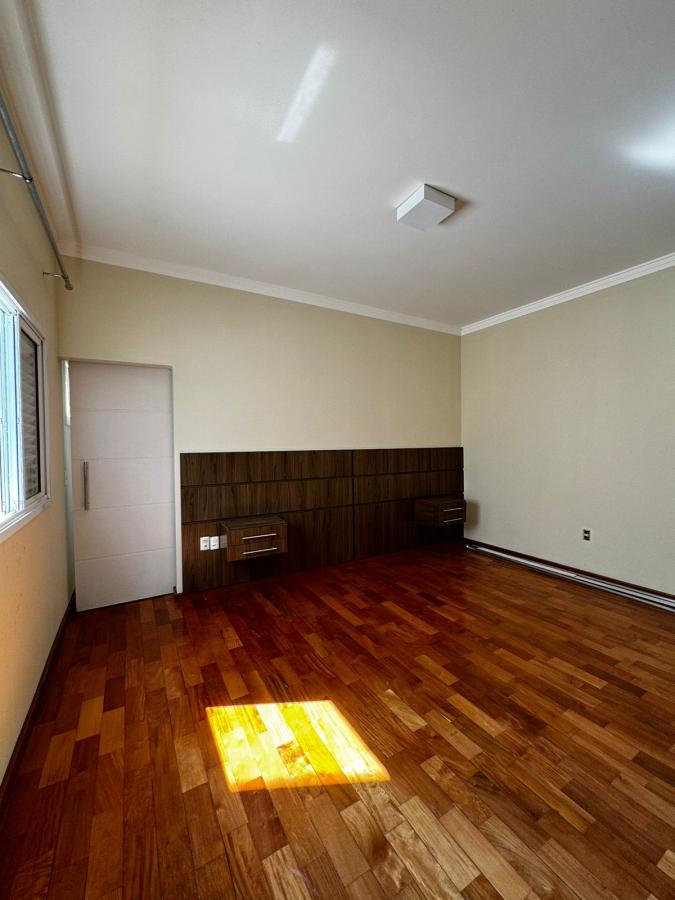 Casa de Condomínio à venda com 3 quartos, 330m² - Foto 15