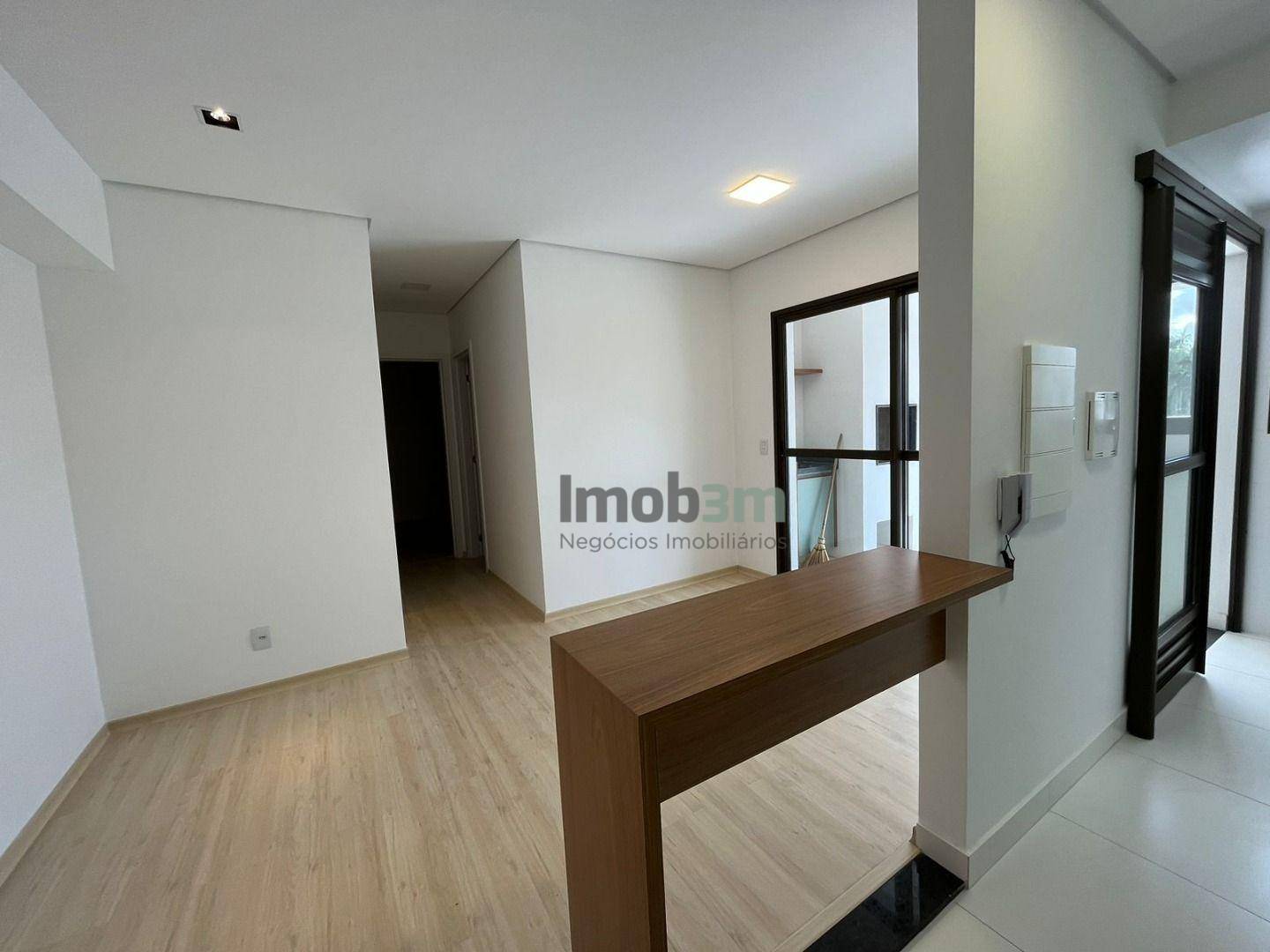 Apartamento para alugar com 2 quartos, 60m² - Foto 3