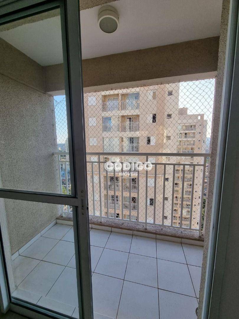 Apartamento para alugar com 2 quartos, 69m² - Foto 12