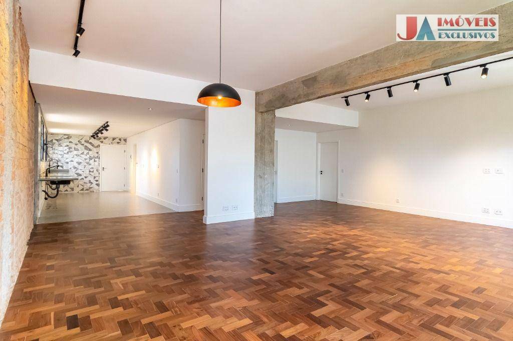 Apartamento à venda com 3 quartos, 212m² - Foto 17