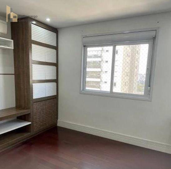 Apartamento à venda com 3 quartos, 166m² - Foto 10