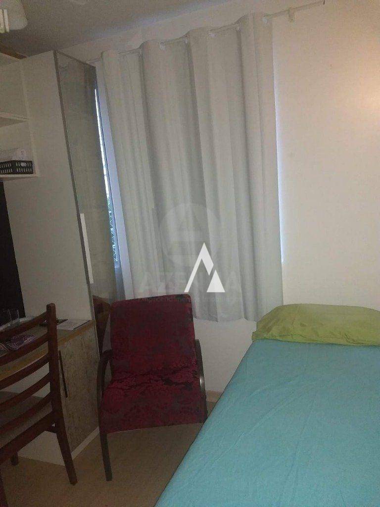 Apartamento à venda com 3 quartos, 50m² - Foto 4