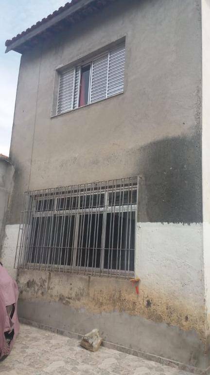 Sobrado à venda com 3 quartos, 300m² - Foto 8