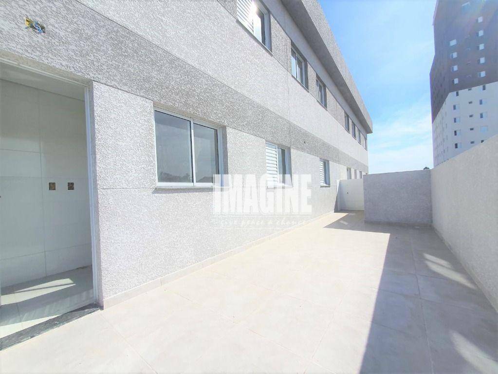 Apartamento à venda com 2 quartos, 32m² - Foto 19