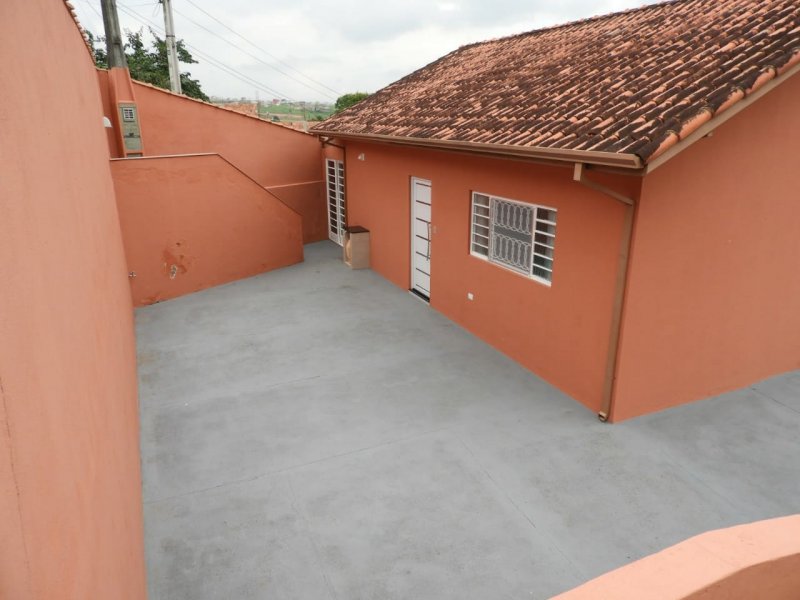 Chácara à venda com 3 quartos, 63m² - Foto 2