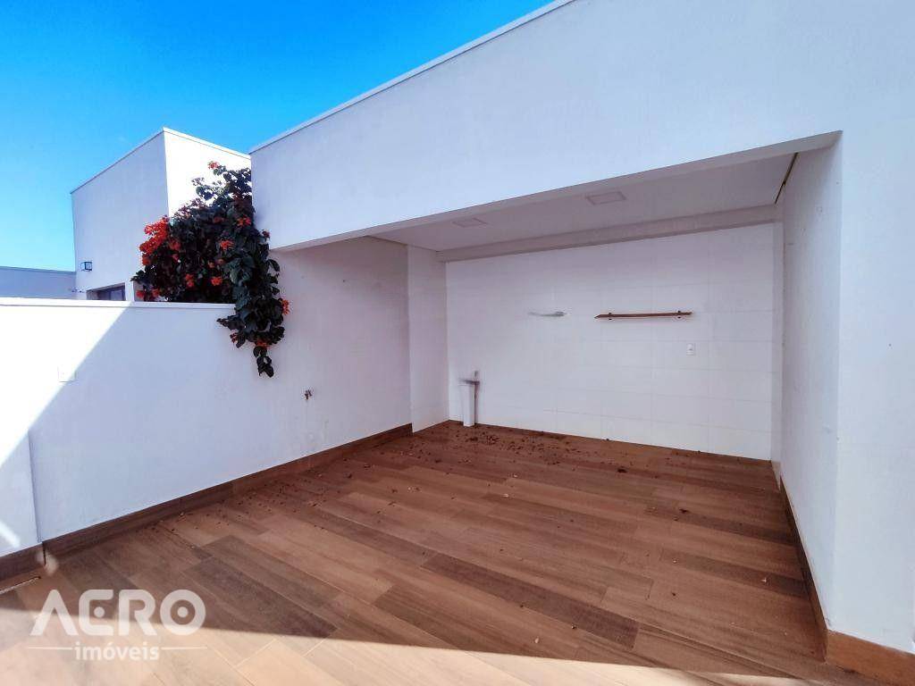 Casa de Condomínio à venda e aluguel com 5 quartos, 400m² - Foto 38