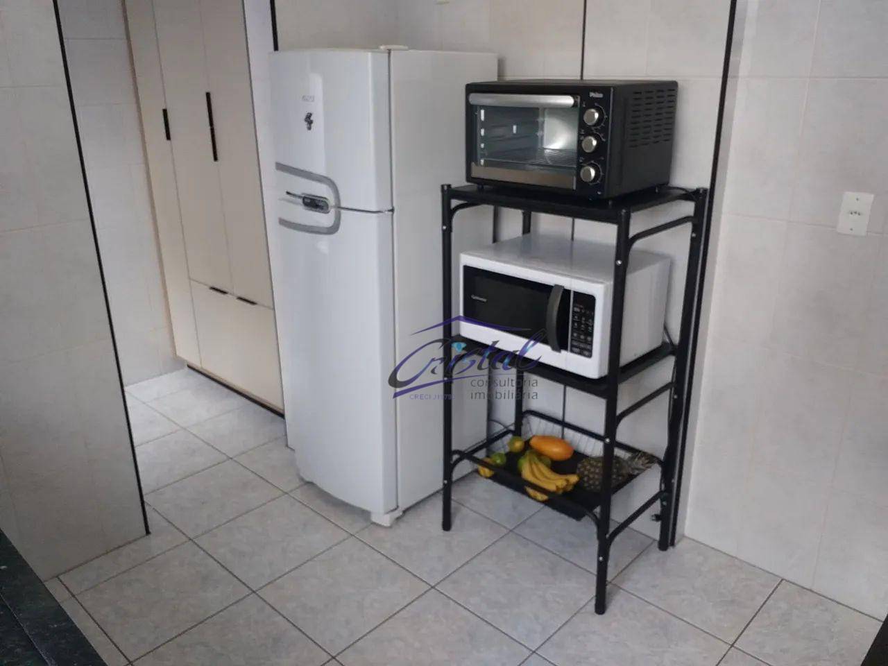 Apartamento à venda com 2 quartos, 70m² - Foto 5