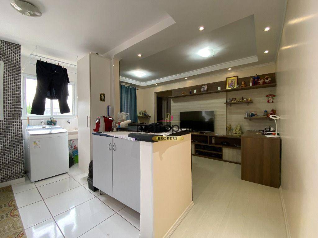 Apartamento à venda com 2 quartos, 60m² - Foto 5