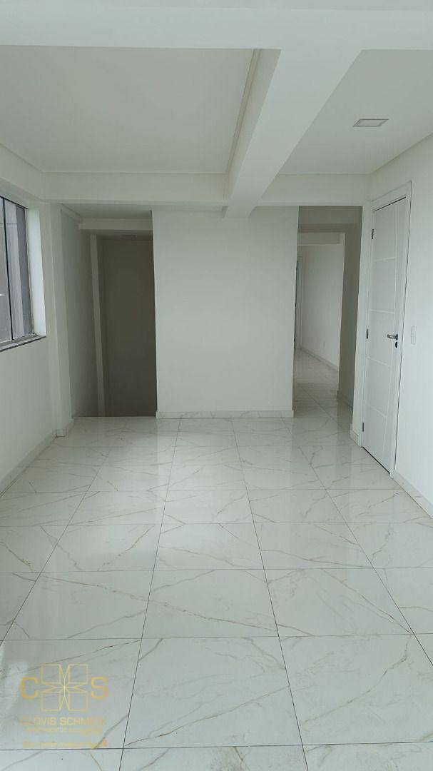 Apartamento à venda com 3 quartos, 130m² - Foto 11