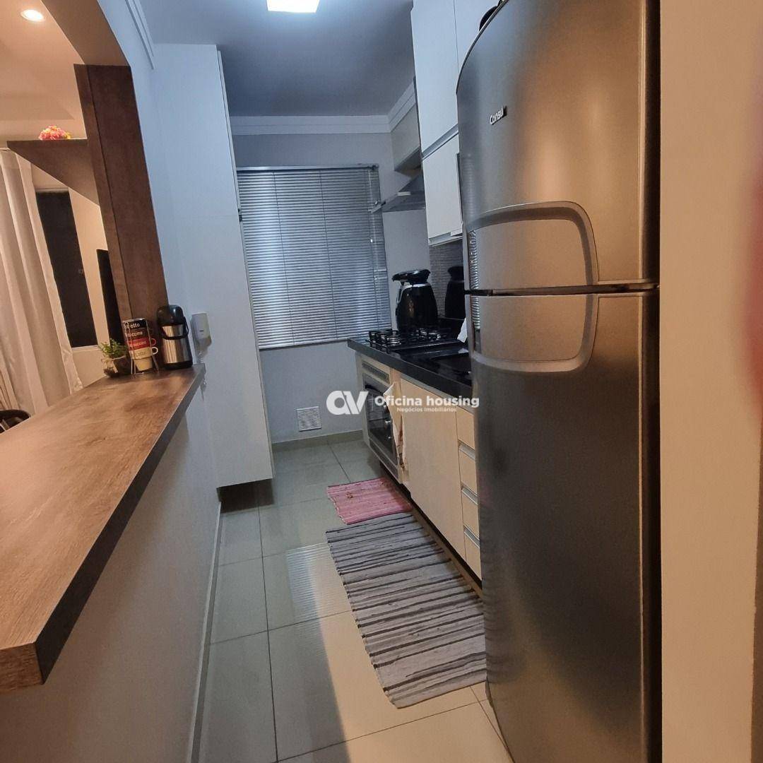 Apartamento à venda com 2 quartos, 54m² - Foto 2