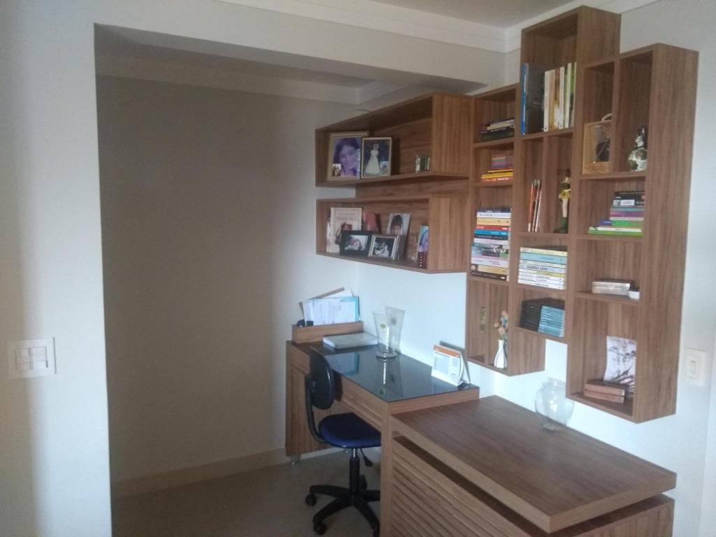 Apartamento à venda com 3 quartos, 117m² - Foto 10