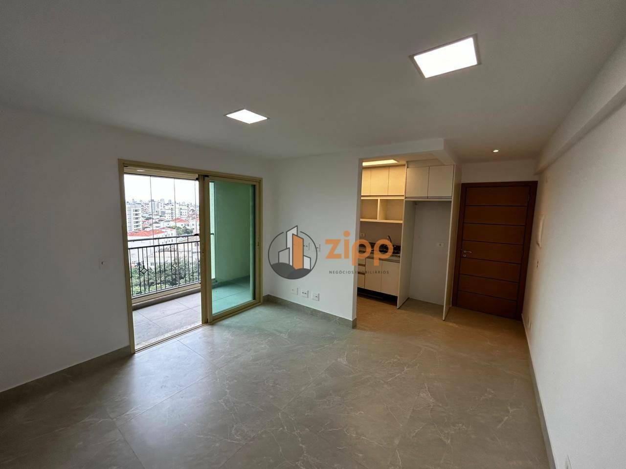 Apartamento à venda com 2 quartos, 66m² - Foto 1