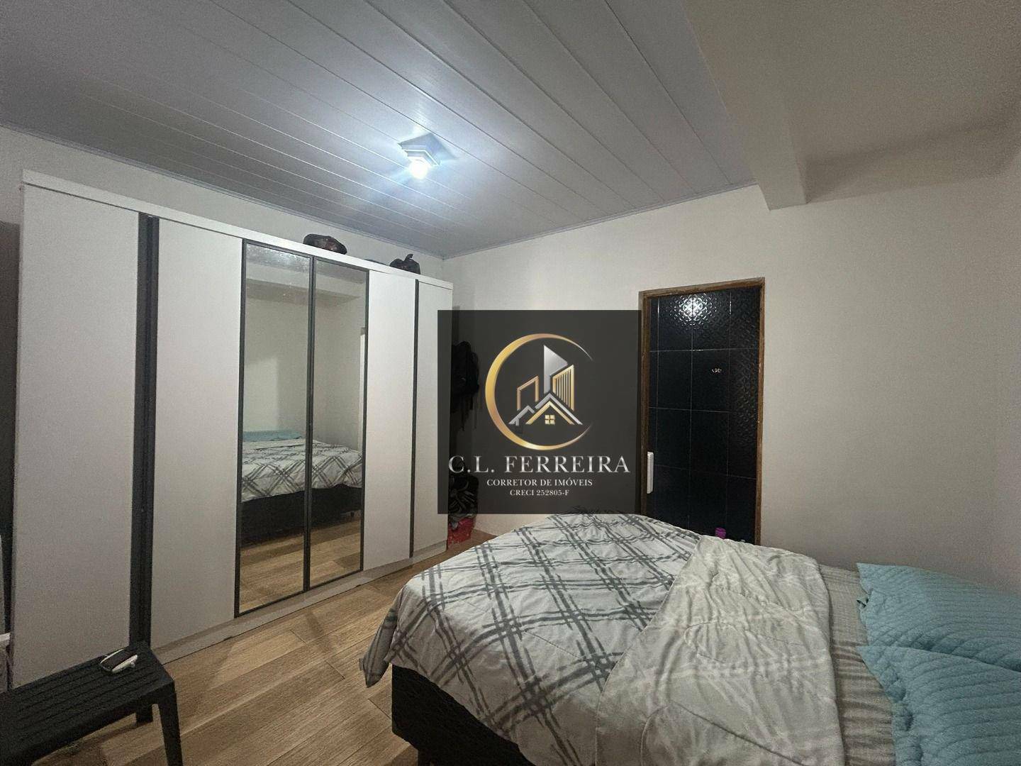 Casa à venda com 2 quartos, 77m² - Foto 10