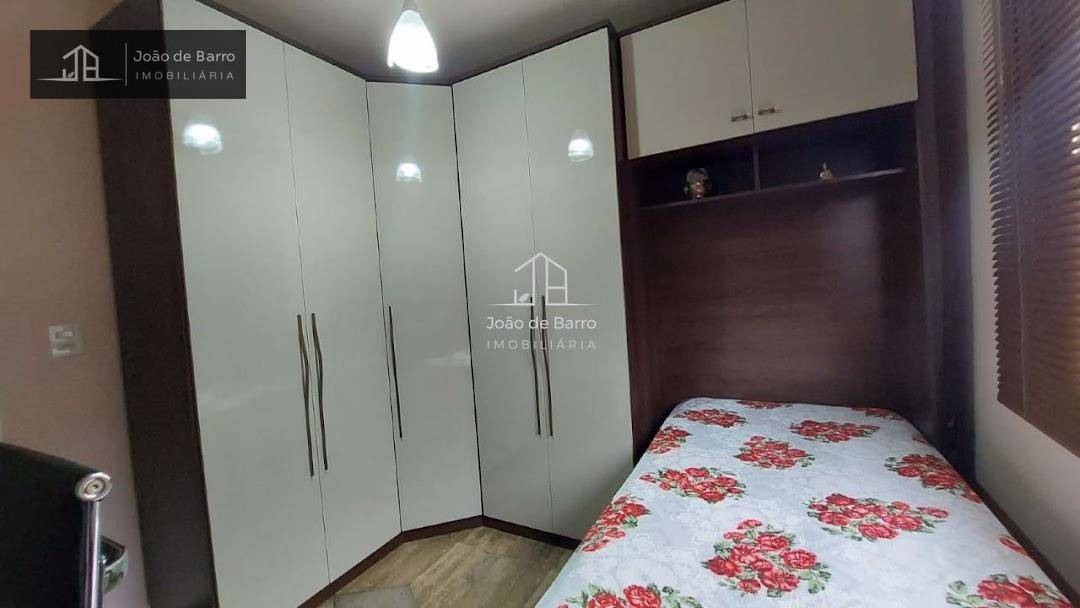 Sobrado à venda com 4 quartos, 180m² - Foto 10