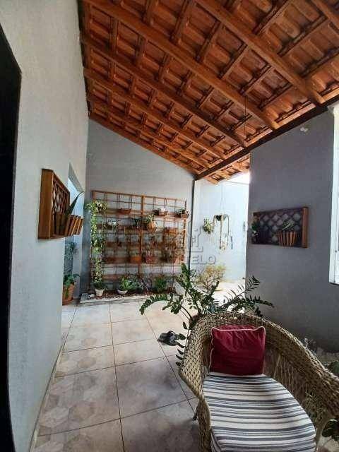Casa à venda com 3 quartos, 220m² - Foto 6