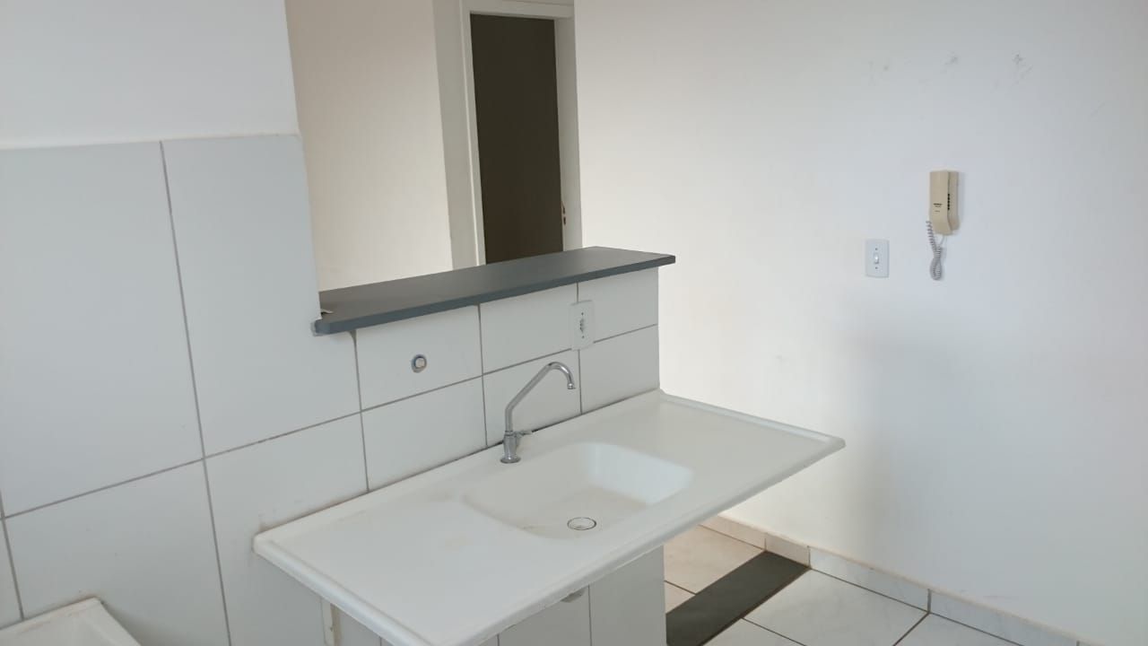 Apartamento à venda com 2 quartos, 50m² - Foto 2