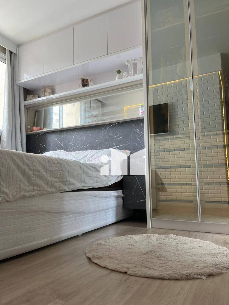 Apartamento à venda com 2 quartos, 65m² - Foto 9