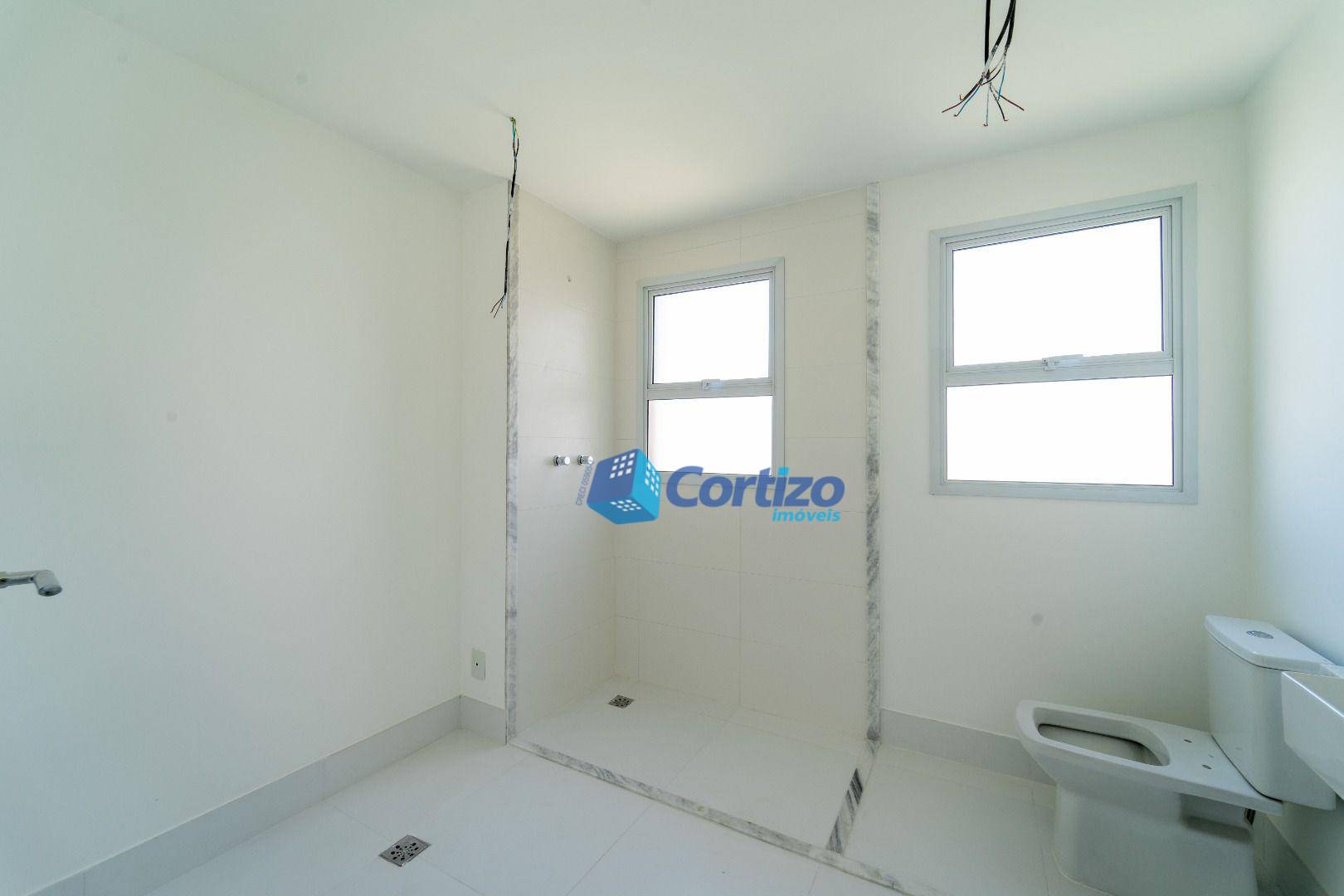 Apartamento à venda com 3 quartos, 175m² - Foto 30