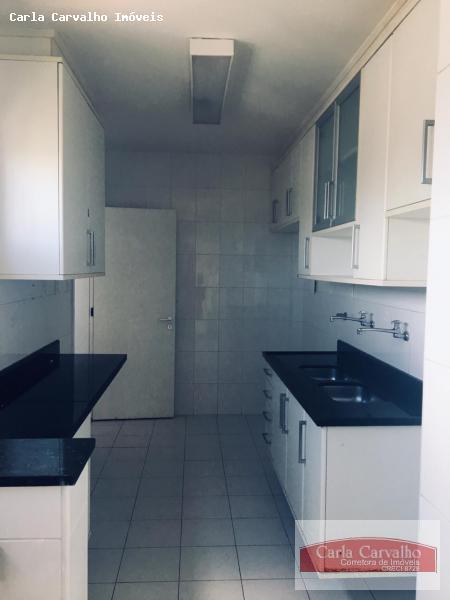 Apartamento à venda com 3 quartos, 136m² - Foto 3