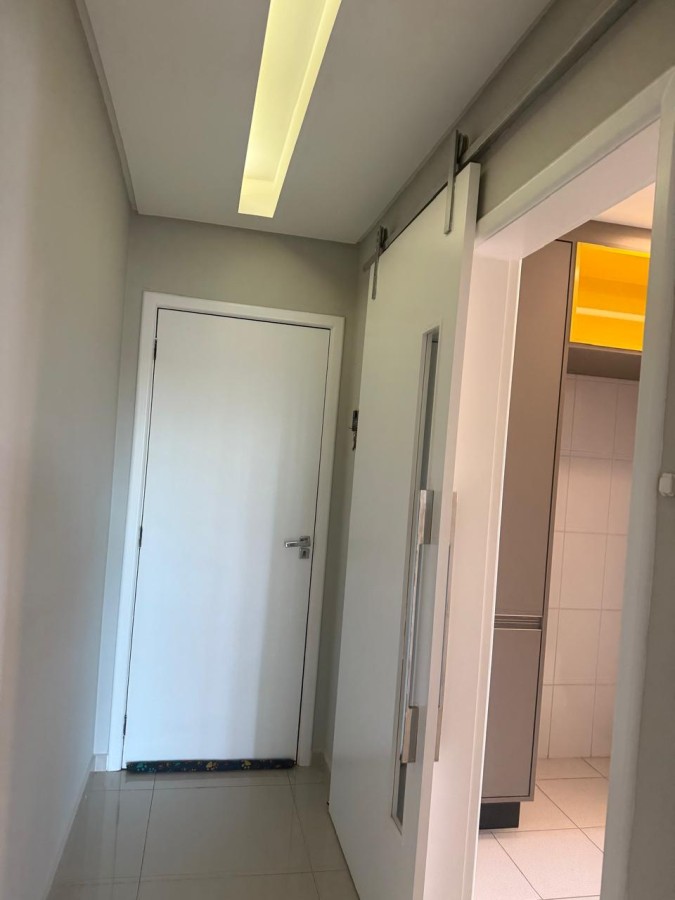 Apartamento para alugar com 3 quartos, 102m² - Foto 12