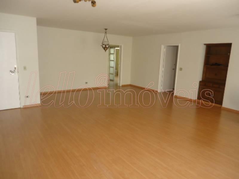 Apartamento para alugar com 2 quartos, 130m² - Foto 4