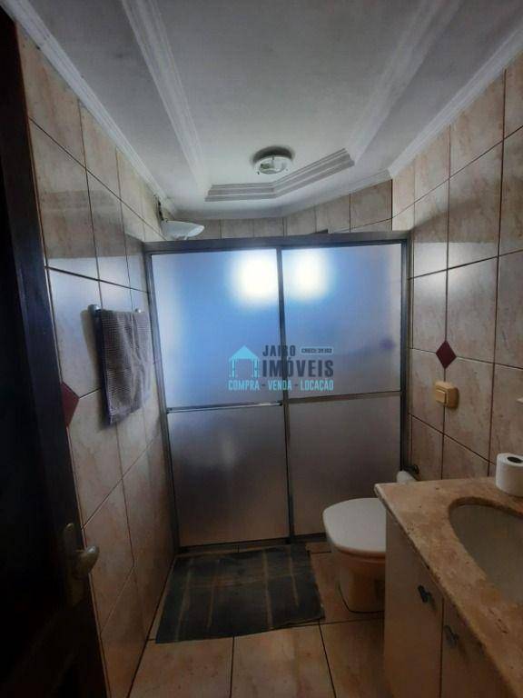 Sobrado à venda com 4 quartos, 300M2 - Foto 18