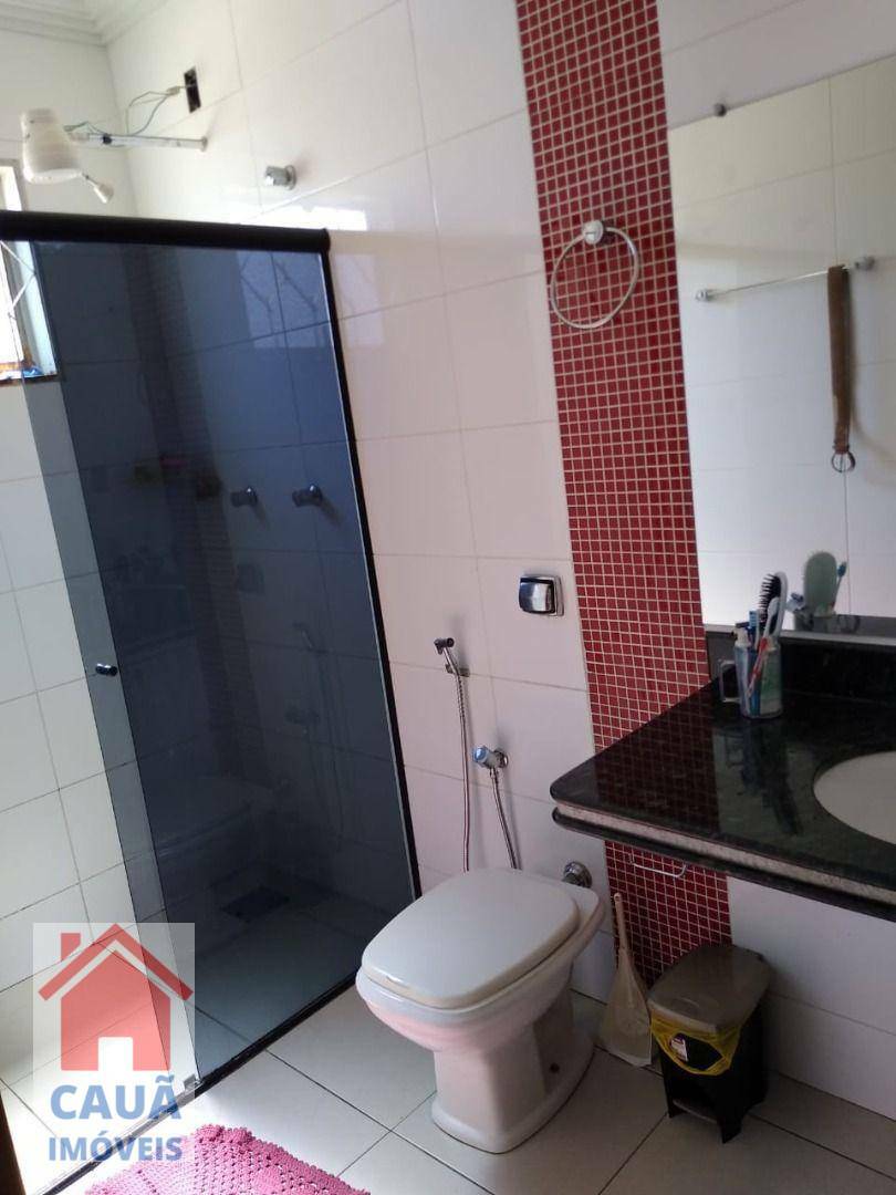 Casa à venda com 3 quartos, 237m² - Foto 13