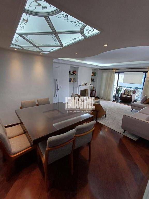 Apartamento à venda com 3 quartos, 151m² - Foto 2