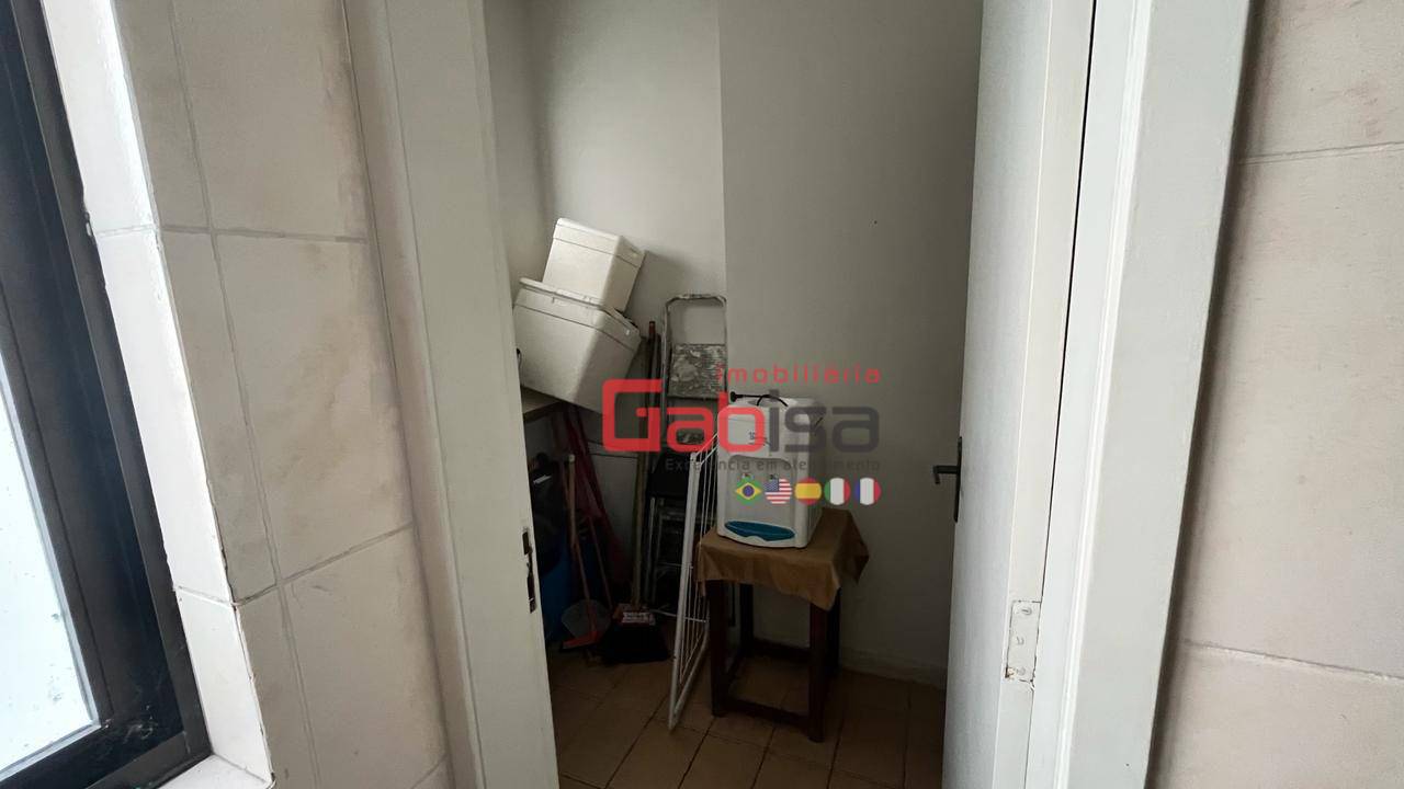 Apartamento à venda com 3 quartos, 138m² - Foto 9