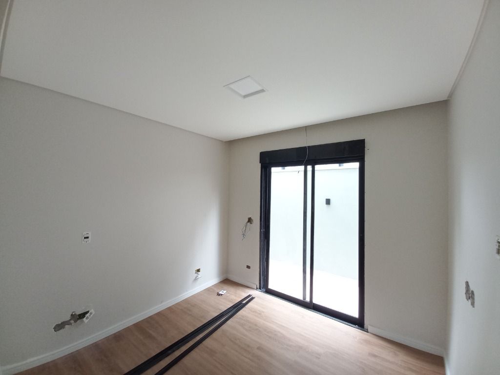 Sobrado à venda com 4 quartos, 220m² - Foto 13