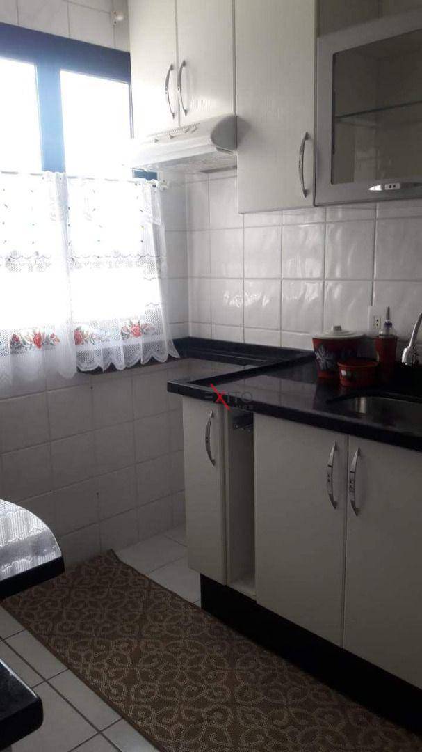 Apartamento à venda com 3 quartos, 75m² - Foto 16