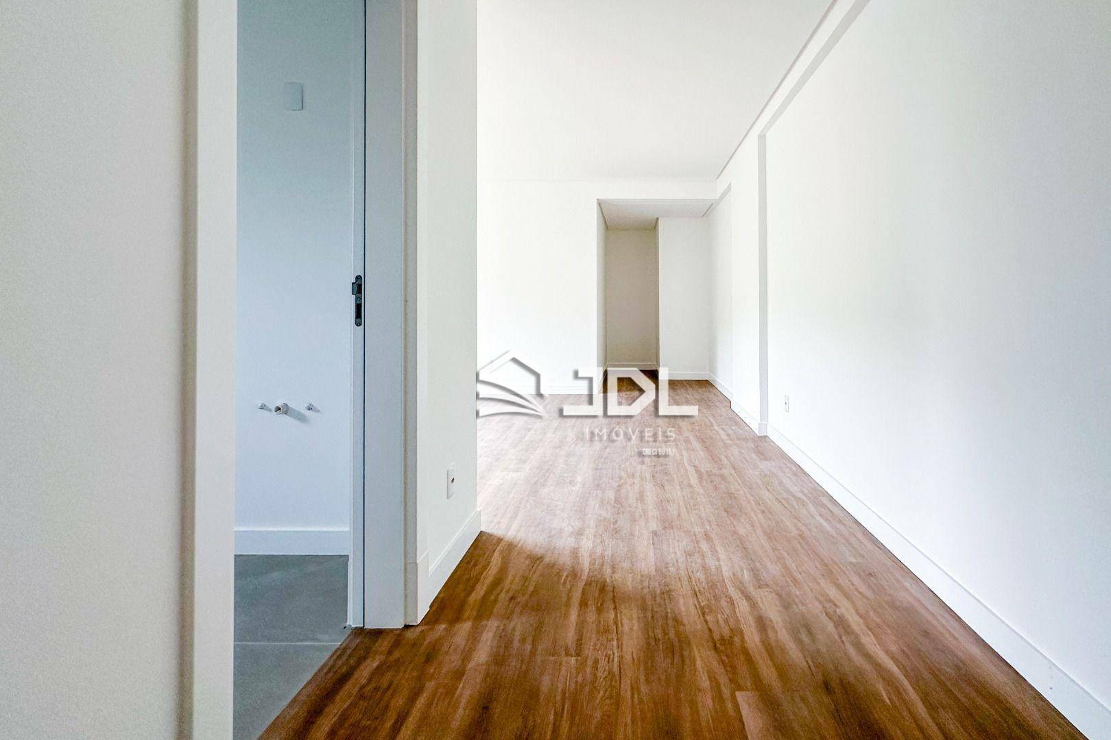 Apartamento à venda com 3 quartos, 170m² - Foto 9