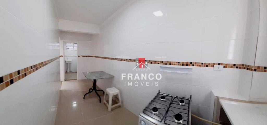 Apartamento à venda com 1 quarto, 40m² - Foto 9