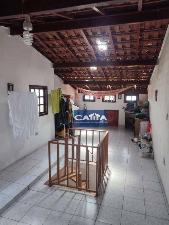 Sobrado à venda com 3 quartos, 208m² - Foto 3