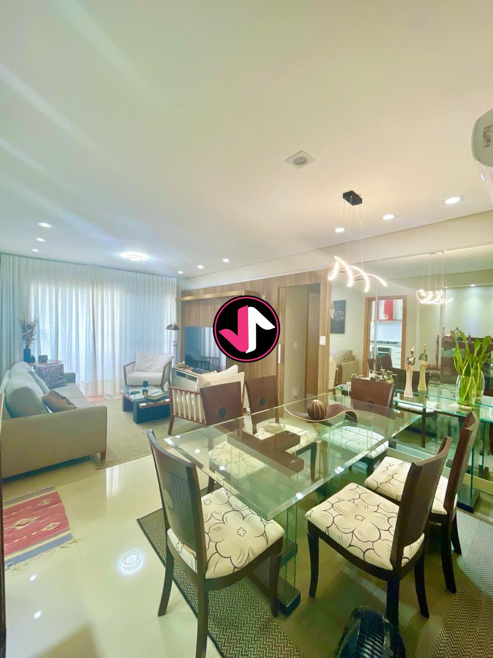 Apartamento à venda com 3 quartos, 114m² - Foto 1