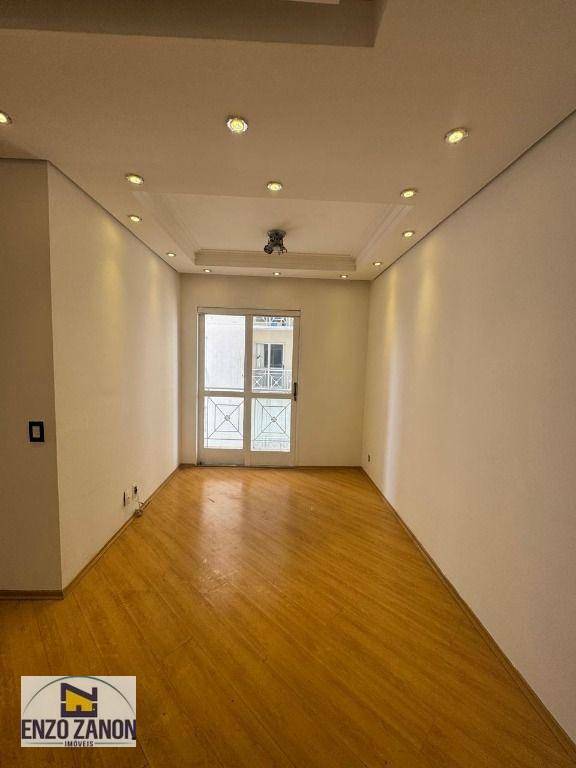 Apartamento para alugar com 2 quartos, 54m² - Foto 4