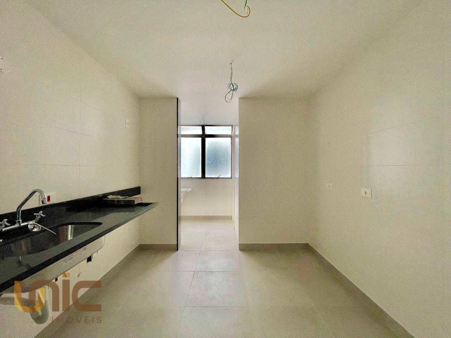 Apartamento à venda com 2 quartos, 76m² - Foto 11