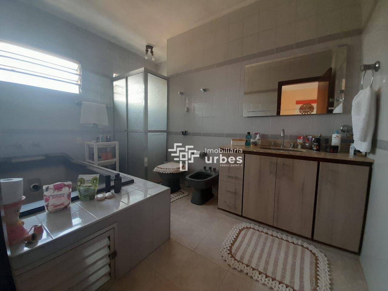 Casa à venda com 4 quartos, 337m² - Foto 12