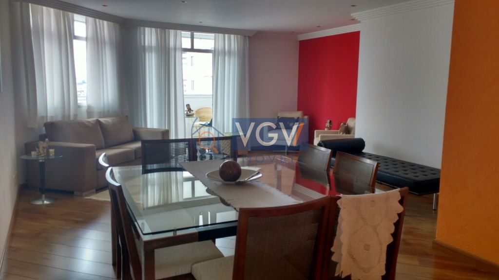 Apartamento à venda com 3 quartos, 130m² - Foto 2