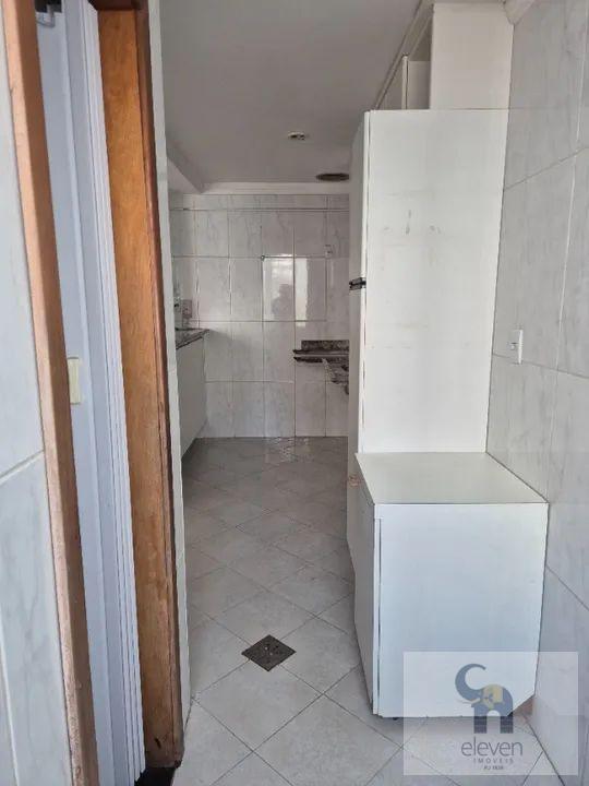 Apartamento à venda com 2 quartos, 71m² - Foto 12