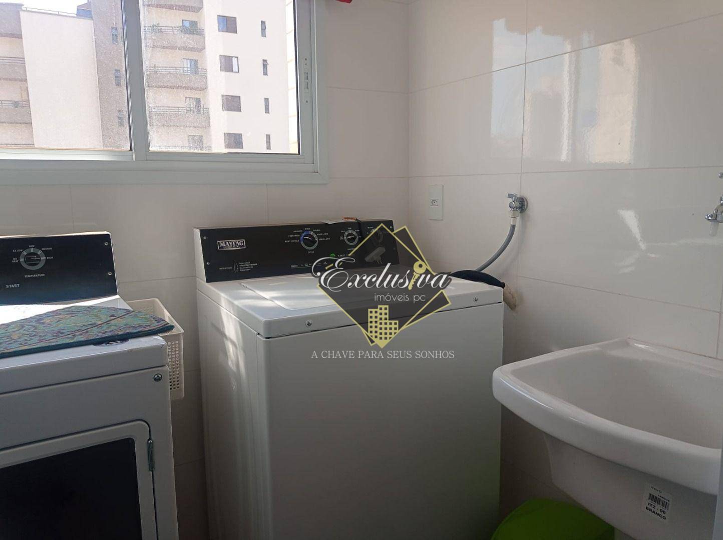 Apartamento à venda com 2 quartos, 77m² - Foto 9