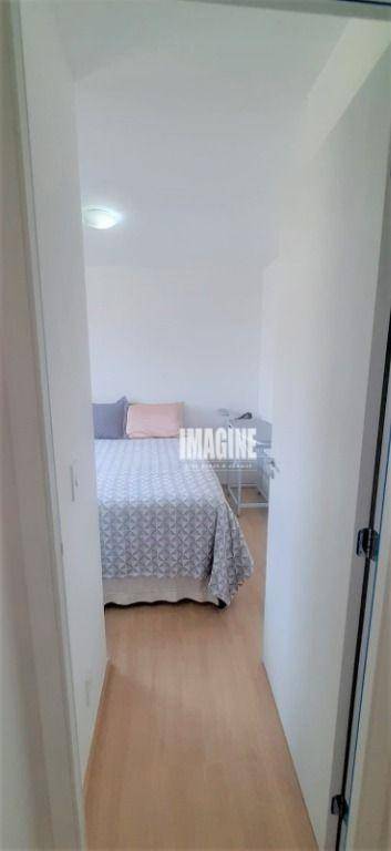 Apartamento à venda com 2 quartos, 44m² - Foto 17