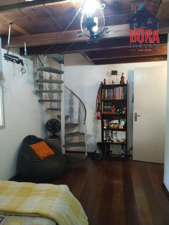 Casa à venda com 4 quartos, 350m² - Foto 62