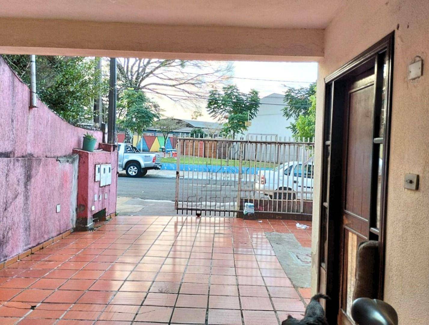 Sobrado à venda com 7 quartos, 200m² - Foto 11