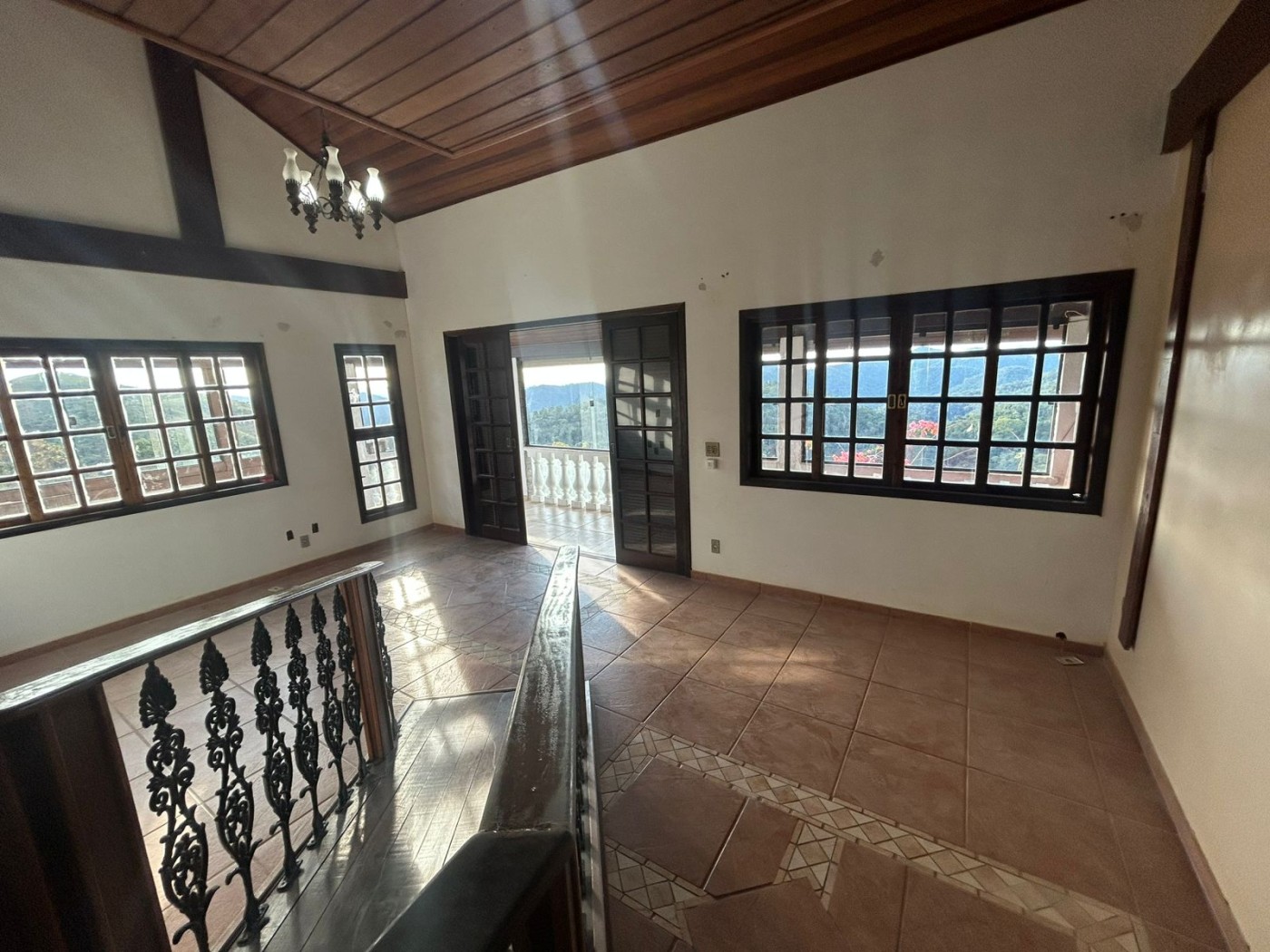 Casa de Condomínio à venda com 4 quartos, 250m² - Foto 15