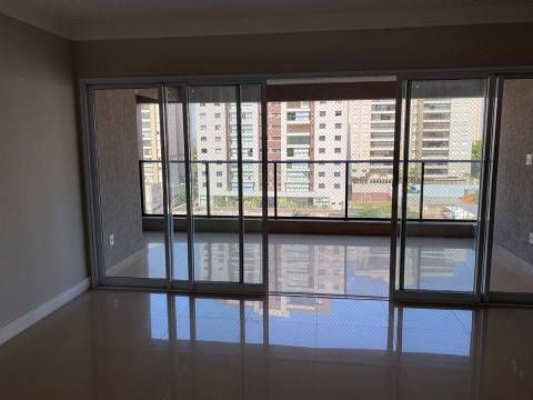 Apartamento à venda com 3 quartos, 135m² - Foto 4