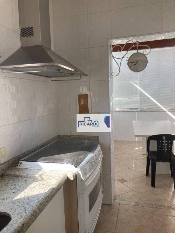 Casa à venda e aluguel com 3 quartos, 250m² - Foto 45