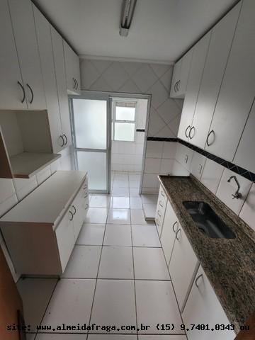 Apartamento à venda com 2 quartos, 67m² - Foto 12