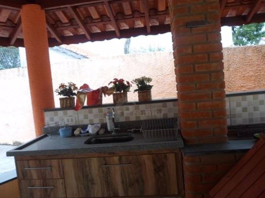 Chácara à venda com 5 quartos, 800m² - Foto 15